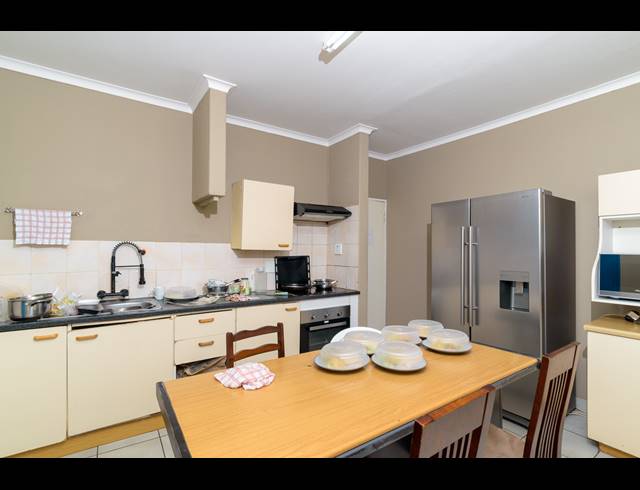 3 BEDROOM HOUSE FOR SALE IN KENSINGTON B
